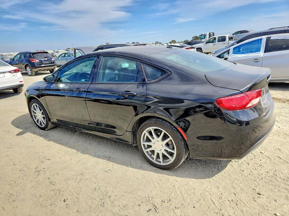 Photo 2 from auction – 2015 CHRYSLER 200 with VIN 1C3CCCBG2FN758986