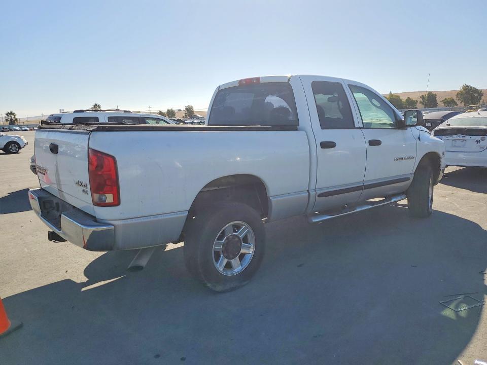 Снимка 3 от търг – 2004 DODGE RAM 2500 с VIN 3D7KU286X4G144888