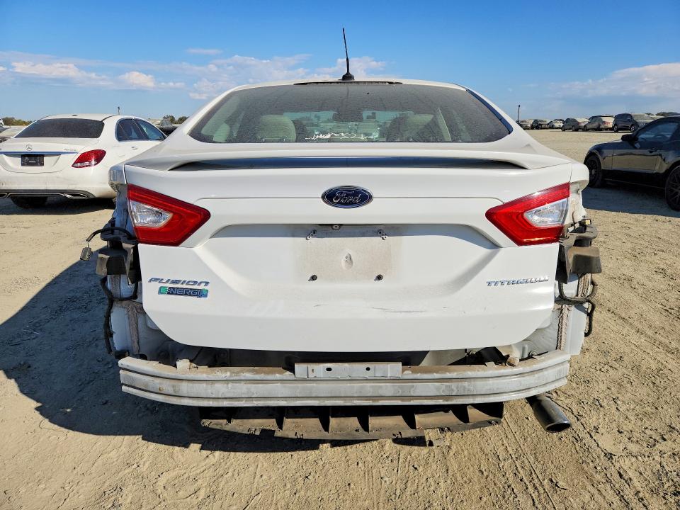 Foto 6 de la subasta – 2014 FORD FUSION con VIN 3FA6P0SU8ER378554