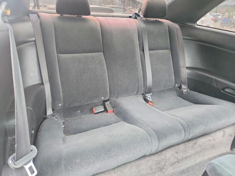 صورة رقم 10 من المزاد - 2004 HONDA CIVIC مع VIN 1HGEM22954L045586