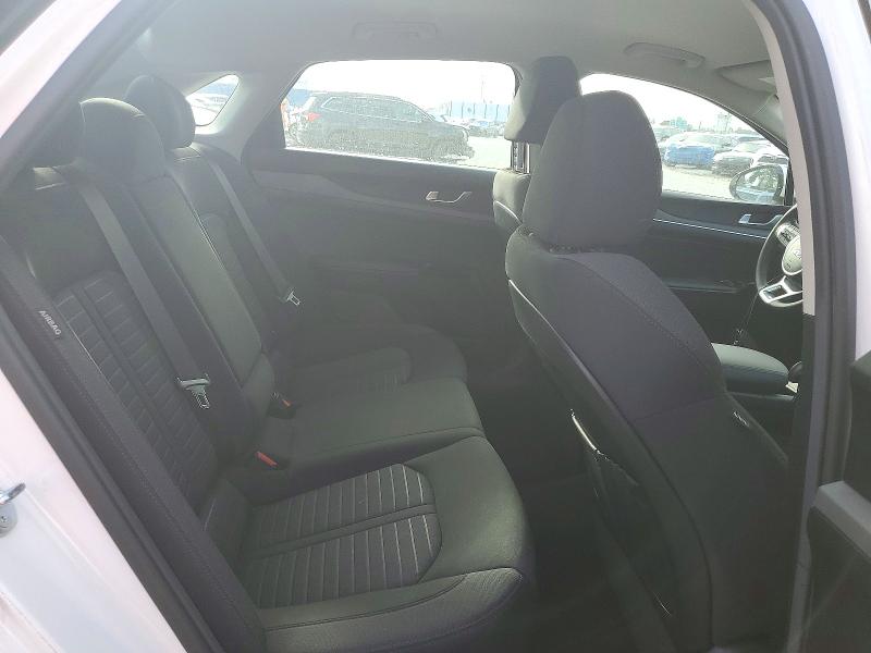 Photo 10 from auction – 2026 KIA K5 with VIN KNAG24J79T5457633