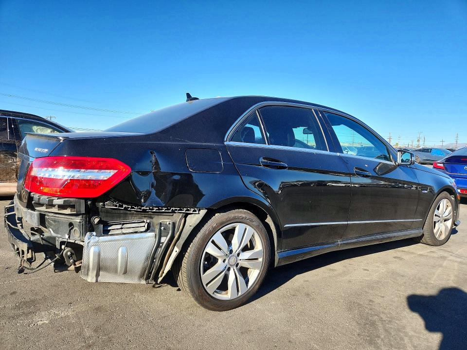 Photo 3 from auction – 2012 MERCEDES-BENZ E with VIN WDDHF2EB5CA643262