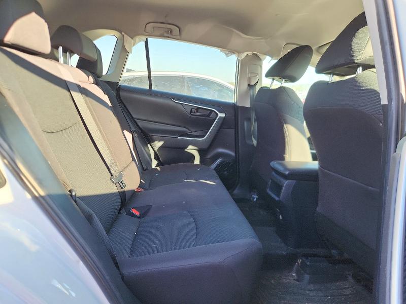Снимка 10 от търг – 2019 TOYOTA RAV4 с VIN 2T3H1RFV3KW003920