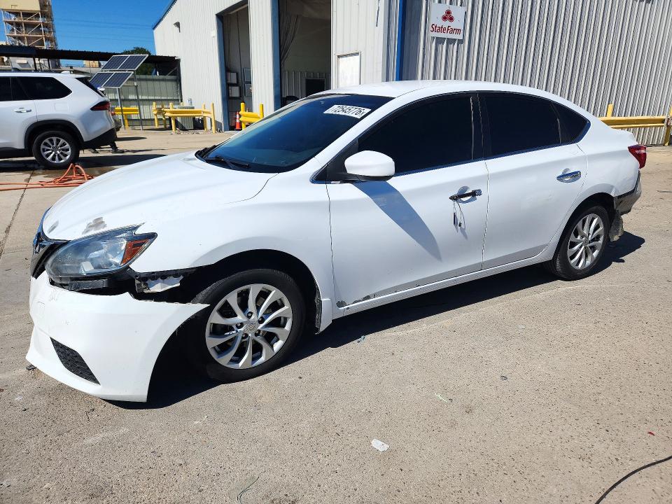NISSAN SENTRA 2018 with VIN 3N1AB7AP0JY297686 - Photo from auction
