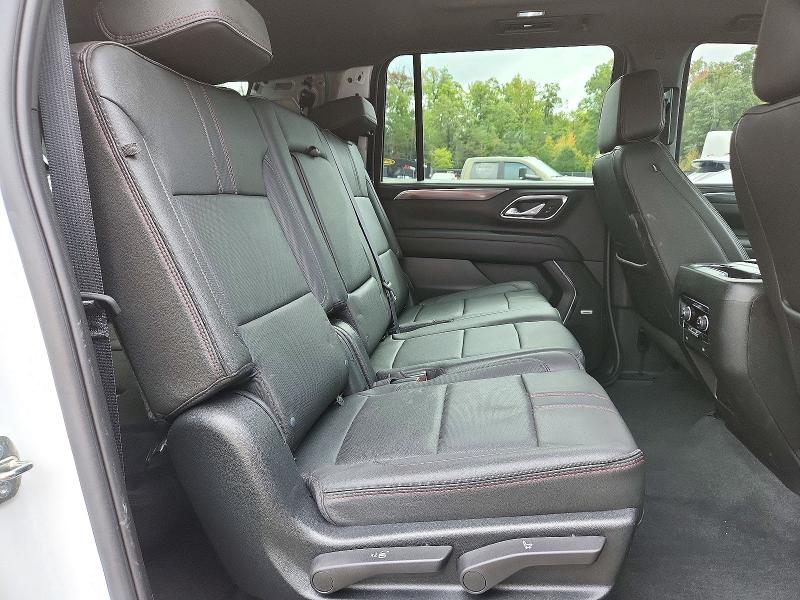 Снимка 11 от търг – 2023 CHEVROLET SUBURBAN с VIN 1GNSKEKD2PR171023