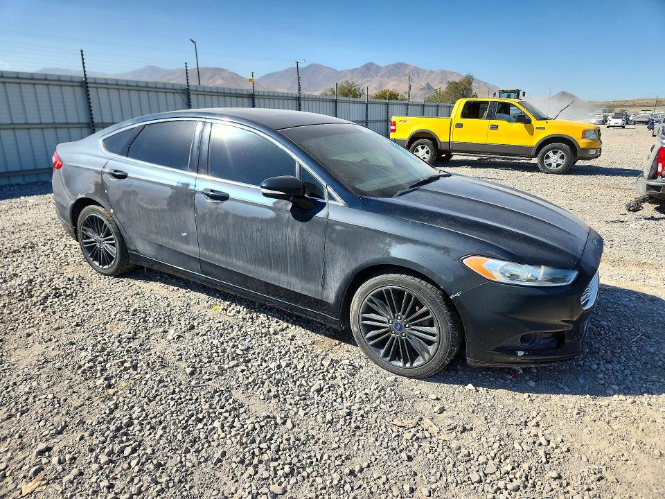 Foto 4 de la subasta – 2014 FORD FUSION con VIN 3FA6P0HD9ER281628