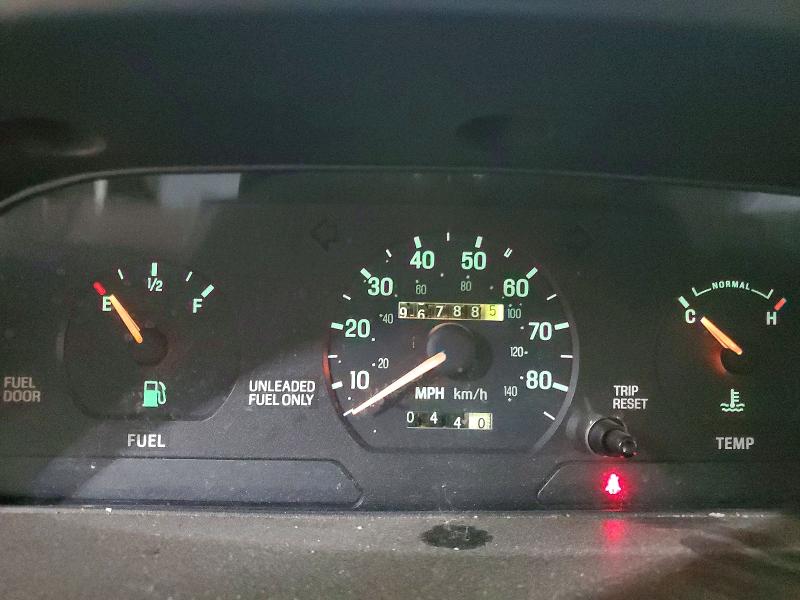 Снимка 9 от търг – 1993 FORD ESCORT с VIN 1FAPP15J1PW358741