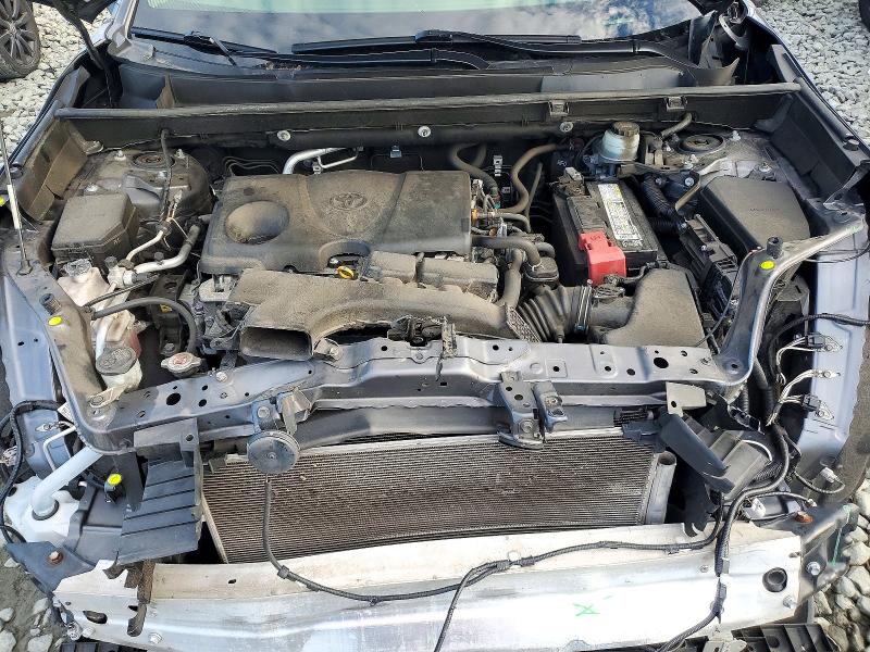 Photo 11 from auction – 2021 TOYOTA RAV4 with VIN JTMP1RFV9MD076026