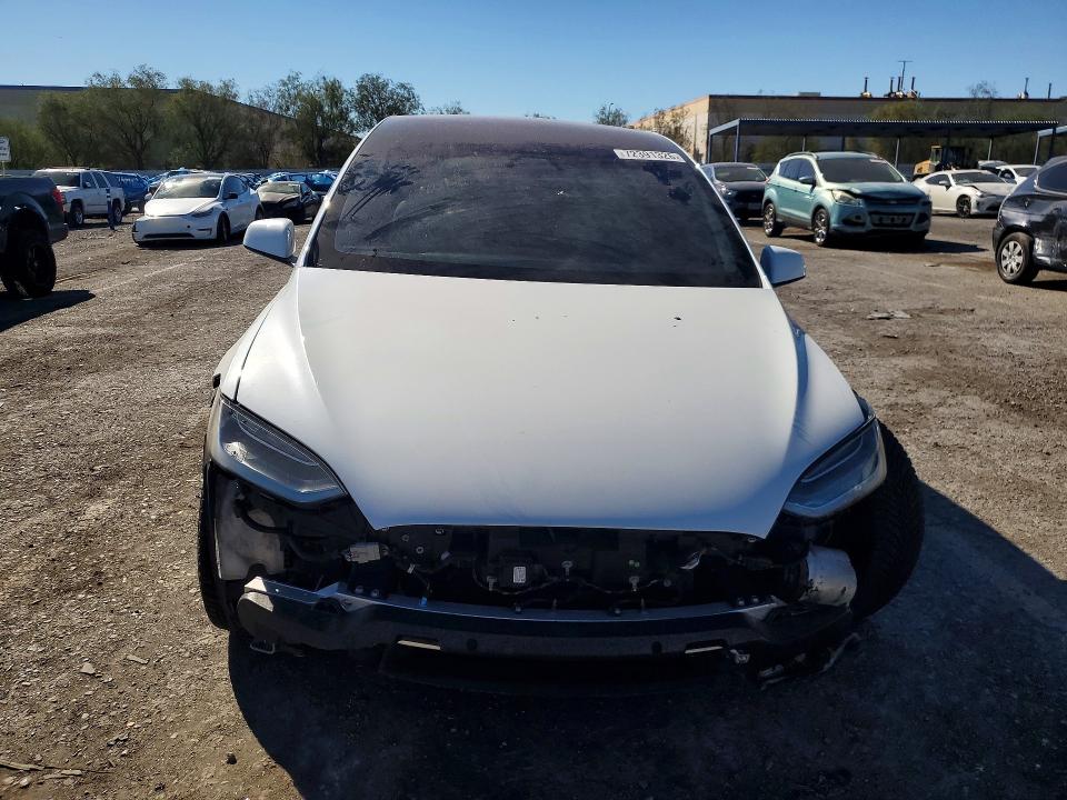 Photo 5 from auction – 2022 TESLA MODEL X with VIN 7SAXCDE5XNF343976