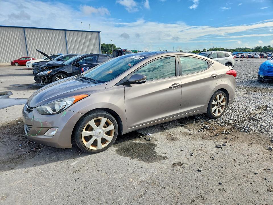 HYUNDAI ELANTRA 2011 с VIN 5NPDH4AE0BH010884 - Снимка от търг