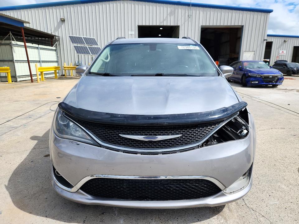 Снимка 5 от търг – 2017 CHRYSLER PACIFICA с VIN 2C4RC1BG2HR532835
