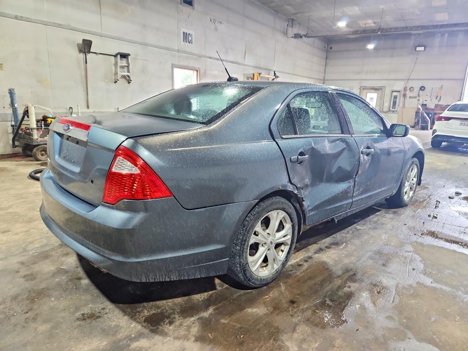 Photo 3 from auction – 2012 FORD FUSION with VIN 3FAHP0JA8CR409556