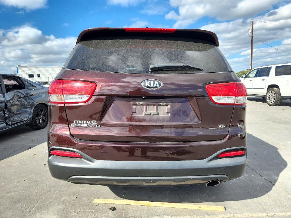 Снимка 6 от търг – 2016 KIA SORENTO с VIN 5XYPG4A52GG017270