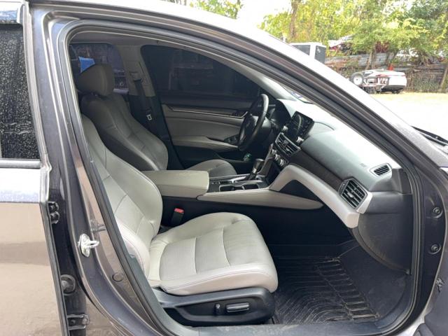 Photo 5 from auction – 2018 HONDA ACCORD with VIN 1HGCV1F52JA023087