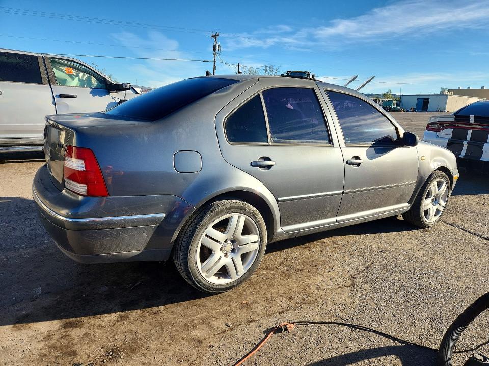 Photo 3 from auction – 2004 VOLKSWAGEN JETTA with VIN 3VWSE69M74M106609