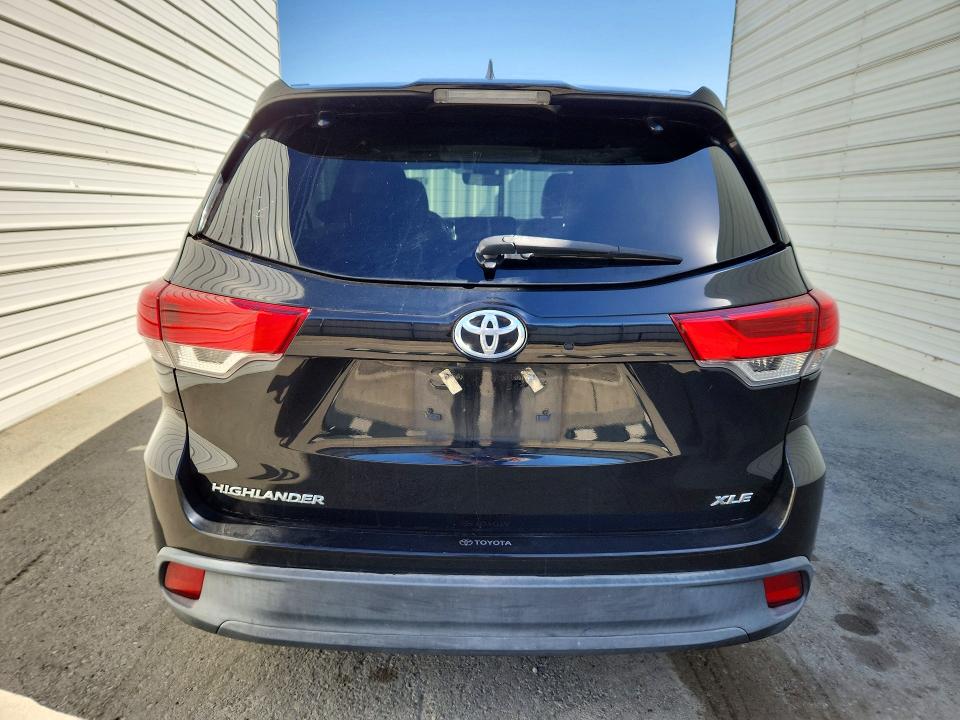 صورة رقم 6 من المزاد - 2019 TOYOTA HIGHLANDER مع VIN 5TDKZRFH6KS345842