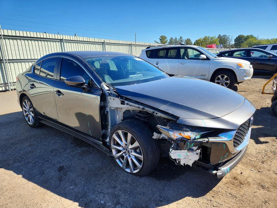 Снимка 4 от търг – 2023 MAZDA 3 с VIN 3MZBPACM0PM376825