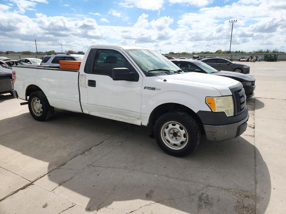 Photo 4 from auction – 2010 FORD F150 with VIN 1FTMF1CW3AKE36479
