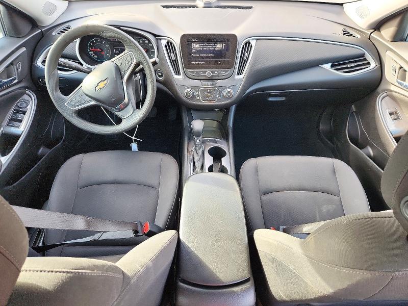 Zdjęcie 8 z aukcji – 2021 CHEVROLET MALIBU z VIN 1G1ZC5ST4MF082233