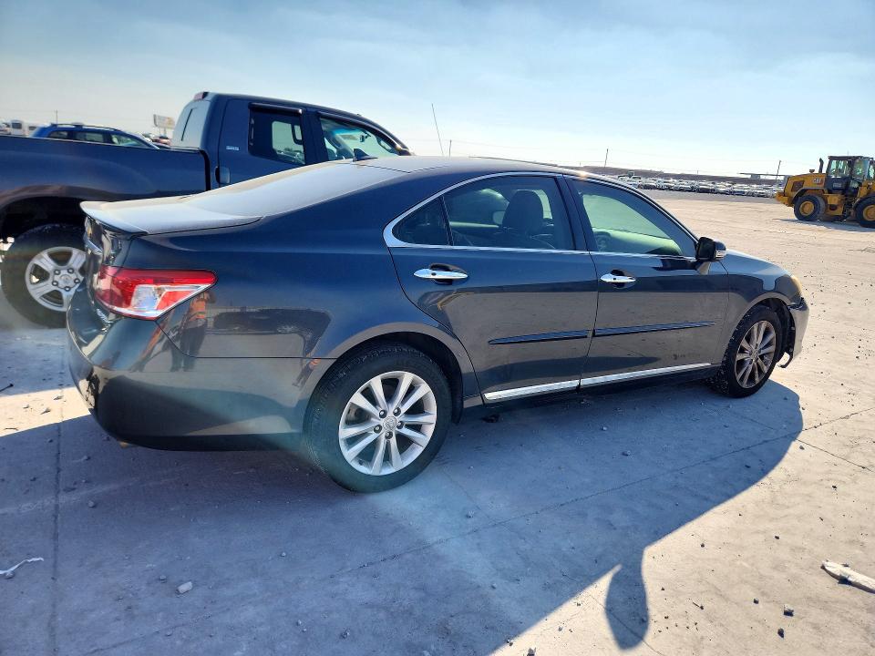 Снимка 3 от търг – 2010 LEXUS ES с VIN JTHBK1EG1A2358842
