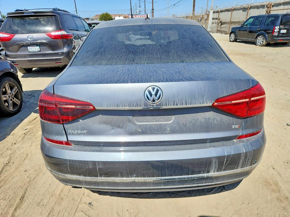 Photo 6 from auction – 2016 VOLKSWAGEN PASSAT with VIN 1VWAS7A36GC046714