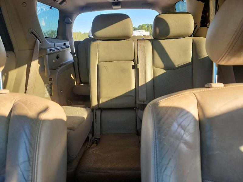 Снимка 10 от търг – 2005 CADILLAC SRX с VIN 1GYEE637X50210738