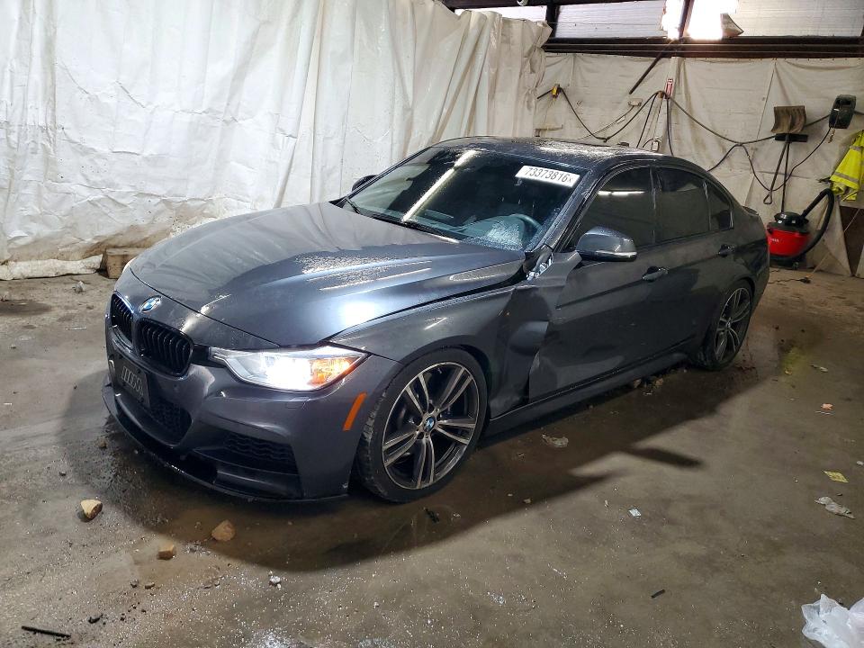 BMW 335 2015 с VIN WBA3B9C51FF801784 - Снимка от търг