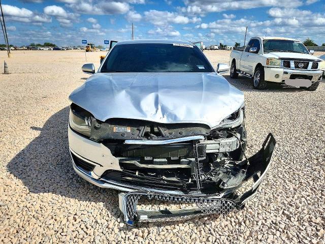 Снимка 5 от търг – 2017 LINCOLN MKZ с VIN 3LN6L5E97HR606389