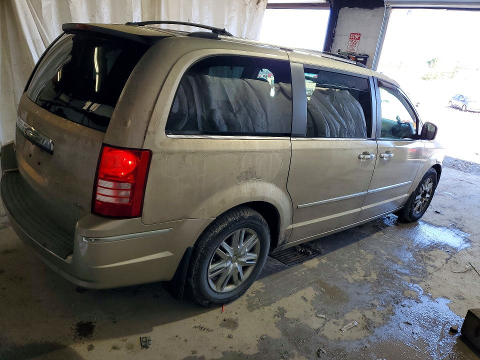 Снимка 3 от търг – 2008 CHRYSLER TOWN & COUNTRY с VIN 2A8HR64X88R645928
