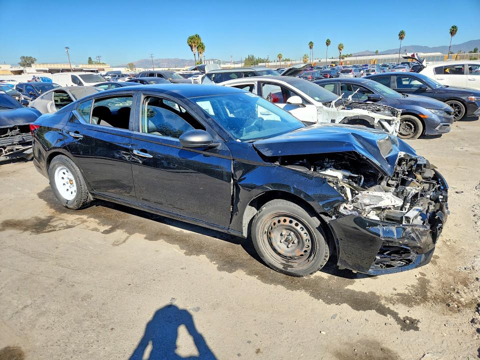 Photo 4 from auction – 2025 NISSAN ALTIMA with VIN 1N4BL4DVXSN392316