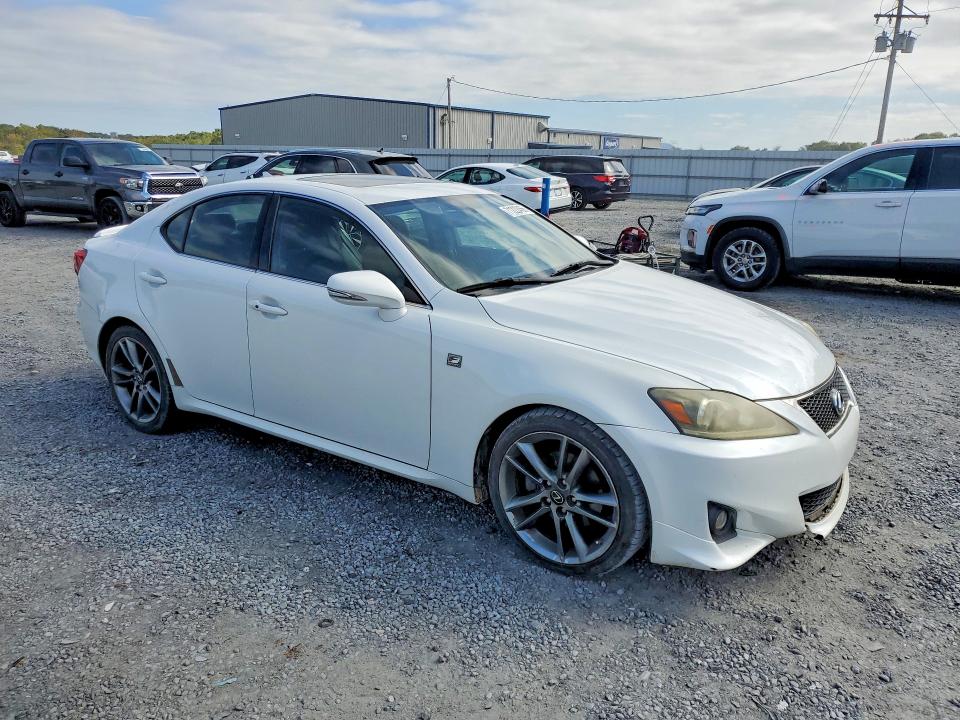 Снимка 4 от търг – 2011 LEXUS IS 250 с VIN JTHBF5C21B5145733