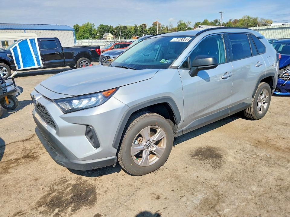 TOYOTA RAV4 2022 with VIN 2T3LWRFV4NW139621 - Photo from auction