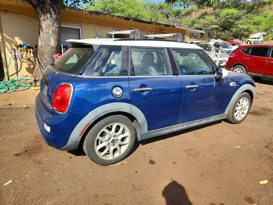 Снимка 3 от търг – 2015 MINI COOPER с VIN WMWXU3C57F2B58635