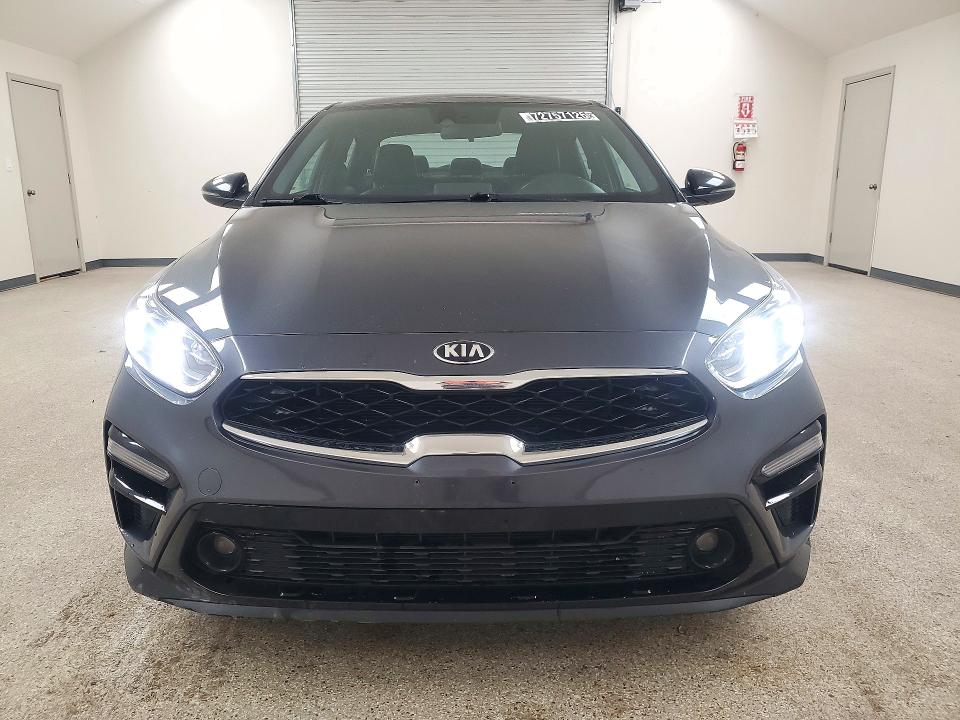 Foto 5 de la subasta – 2021 KIA FORTE con VIN 3KPF34AD0ME336724