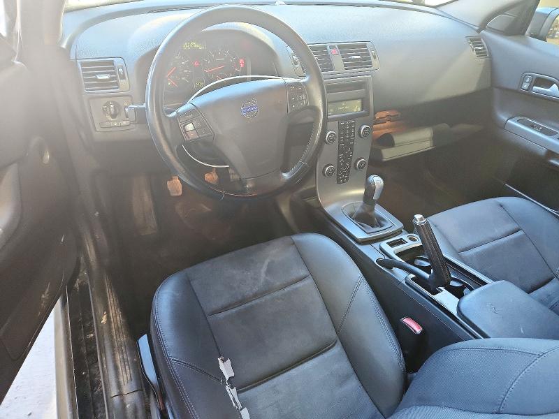 Фото 8 с аукциона – 2010 VOLVO C30 с VIN YV1672MK5A2177561