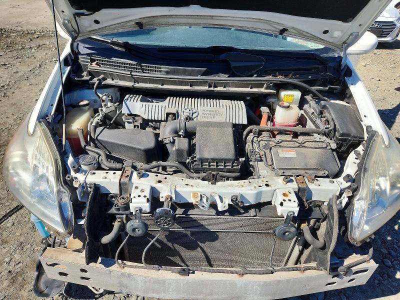 Photo 11 from auction – 2014 TOYOTA PRIUS with VIN JTDKN3DU5E1825137