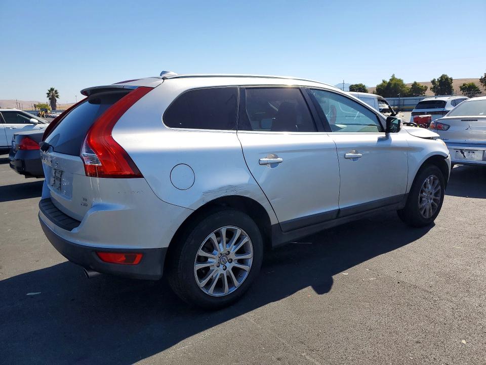 Снимка 3 от търг – 2010 VOLVO XC60 с VIN YV4992DZXA2032765