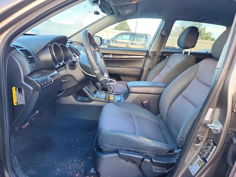 Photo 7 from auction – 2013 KIA SORENTO with VIN 5XYKTDA62DG357156
