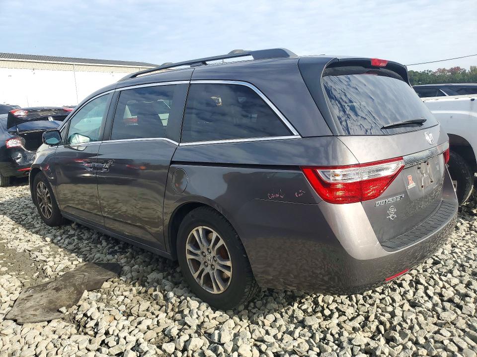 Снимка 2 от търг – 2013 HONDA ODYSSEY с VIN 5FNRL5H66DB079895