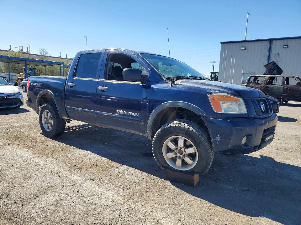 Снимка 4 от търг – 2012 NISSAN TITAN с VIN 1N6AA0EC1CN323725