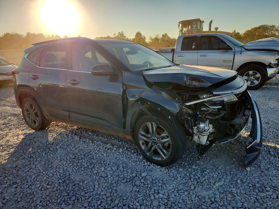 Фото 4 с аукциона – 2023 KIA SELTOS с VIN KNDEU2AA8P7466872