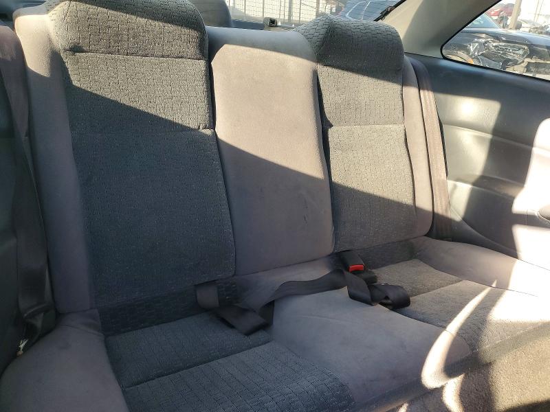 Снимка 10 от търг – 2000 HONDA CIVIC с VIN 1HGEJ6223YL037821