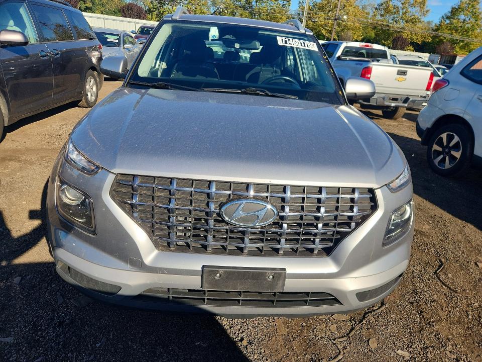 Photo 5 from auction – 2023 HYUNDAI VENUE with VIN KMHRC8A38PU250641