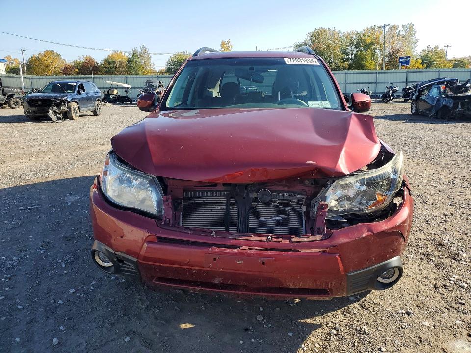 Zdjęcie 5 z aukcji – 2011 SUBARU FORESTER z VIN JF2SHBEC6BH740660