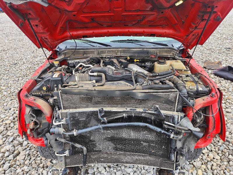 Снимка 11 от търг – 2016 FORD F350 с VIN 1FT8W3BT6GEC81342