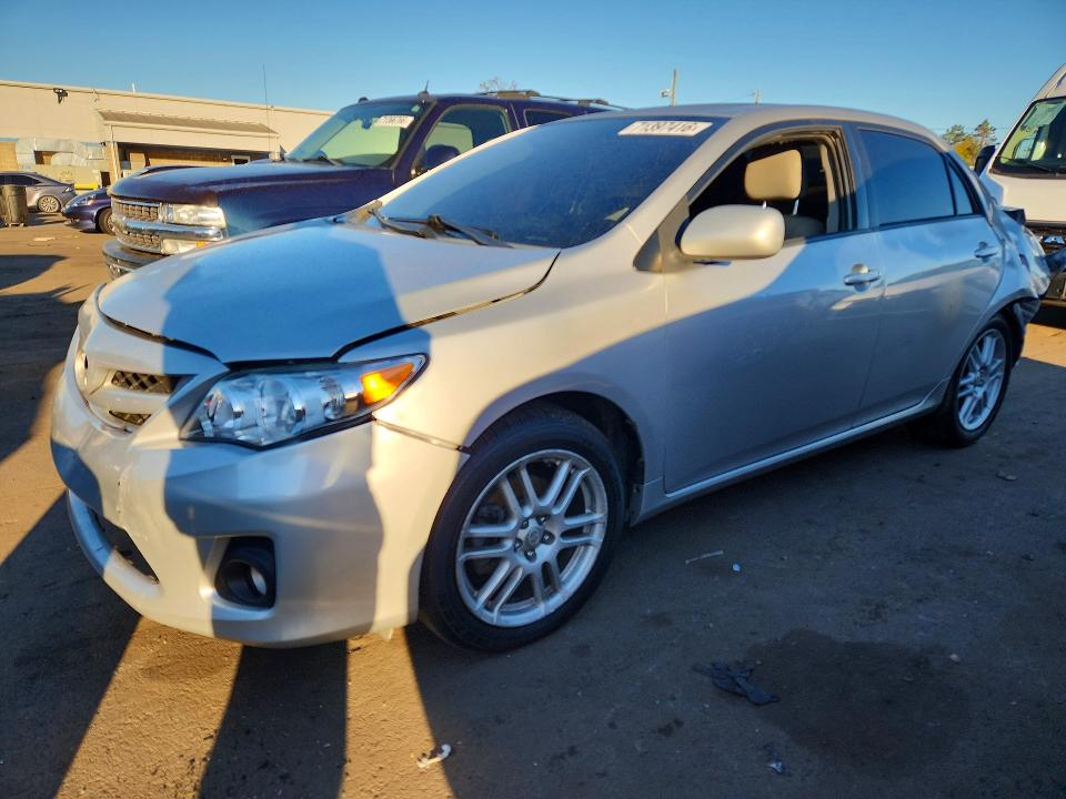 Снимка 1 от търг – 2011 TOYOTA COROLLA с VIN 2T1BU4EE3BC587876