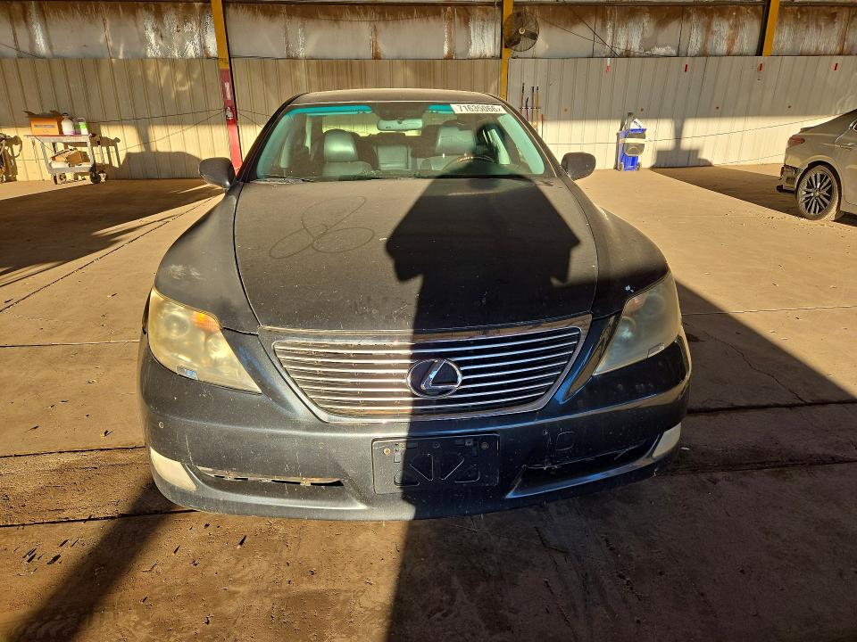 Zdjęcie 5 z aukcji – 2008 LEXUS LS z VIN JTHBL46F685082431