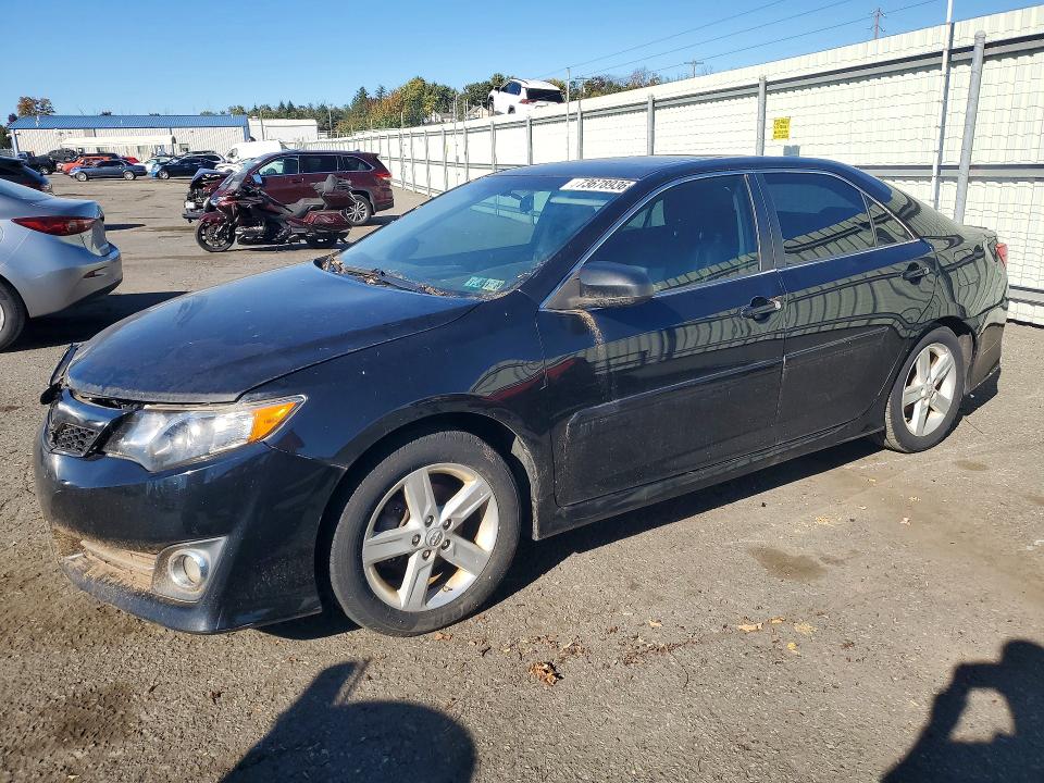 TOYOTA CAMRY 2014 с VIN 4T1BF1FKXEU807496 - Снимка от търг