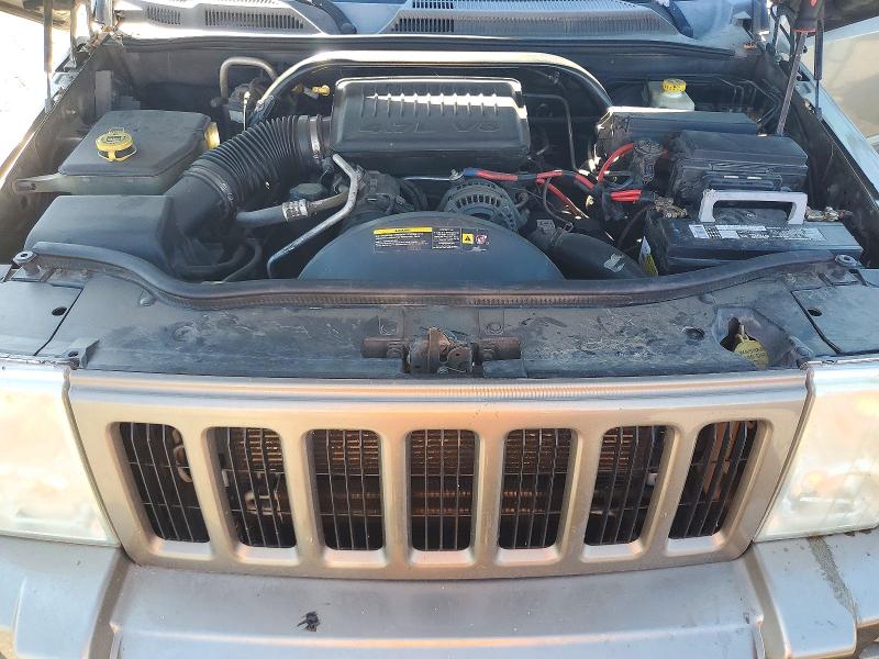 Photo 12 from auction – 2006 JEEP COMMANDER with VIN 1J8HH48N56C212721