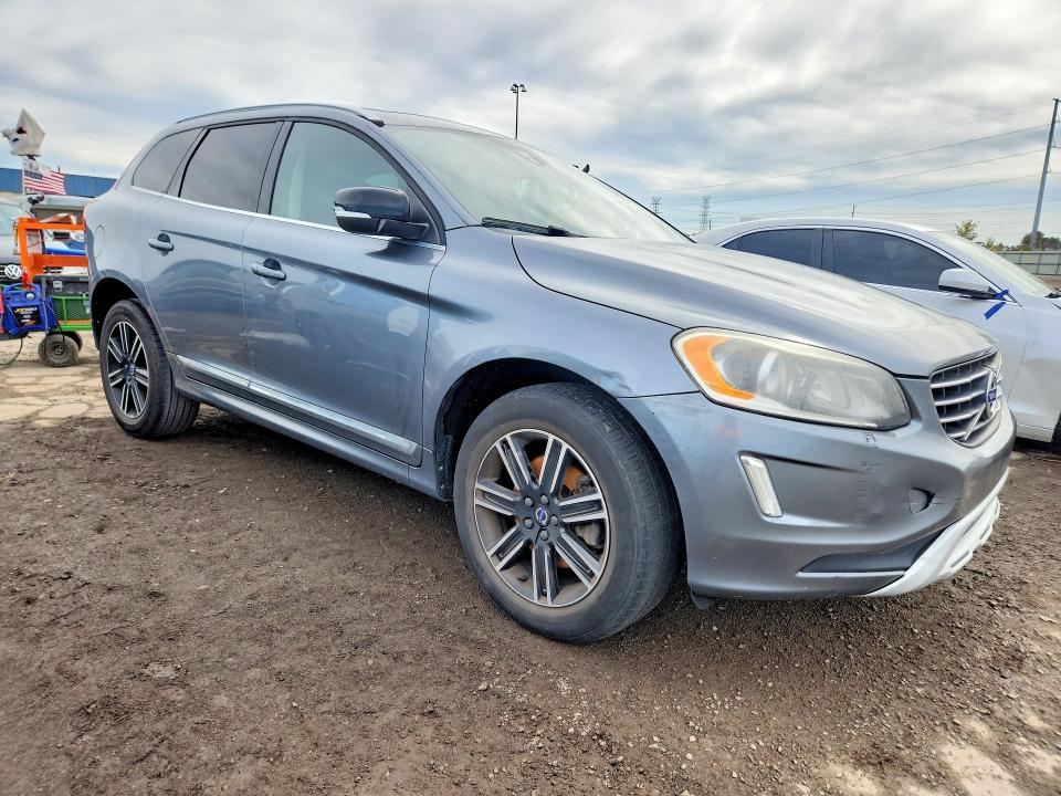 Foto 4 de la subasta – 2017 VOLVO XC60 con VIN YV440MRR0H2020210